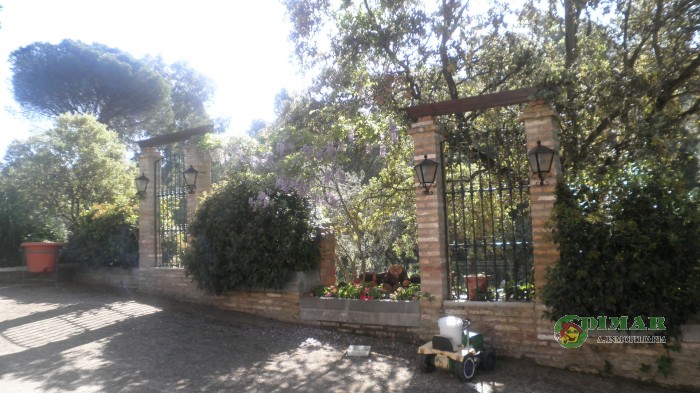 Villa en vente à Andújar