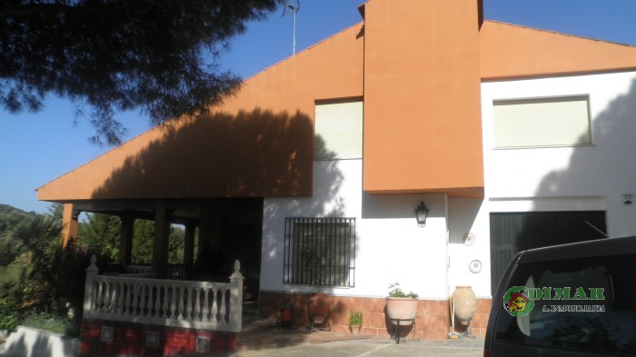 Villa for sale in Andújar